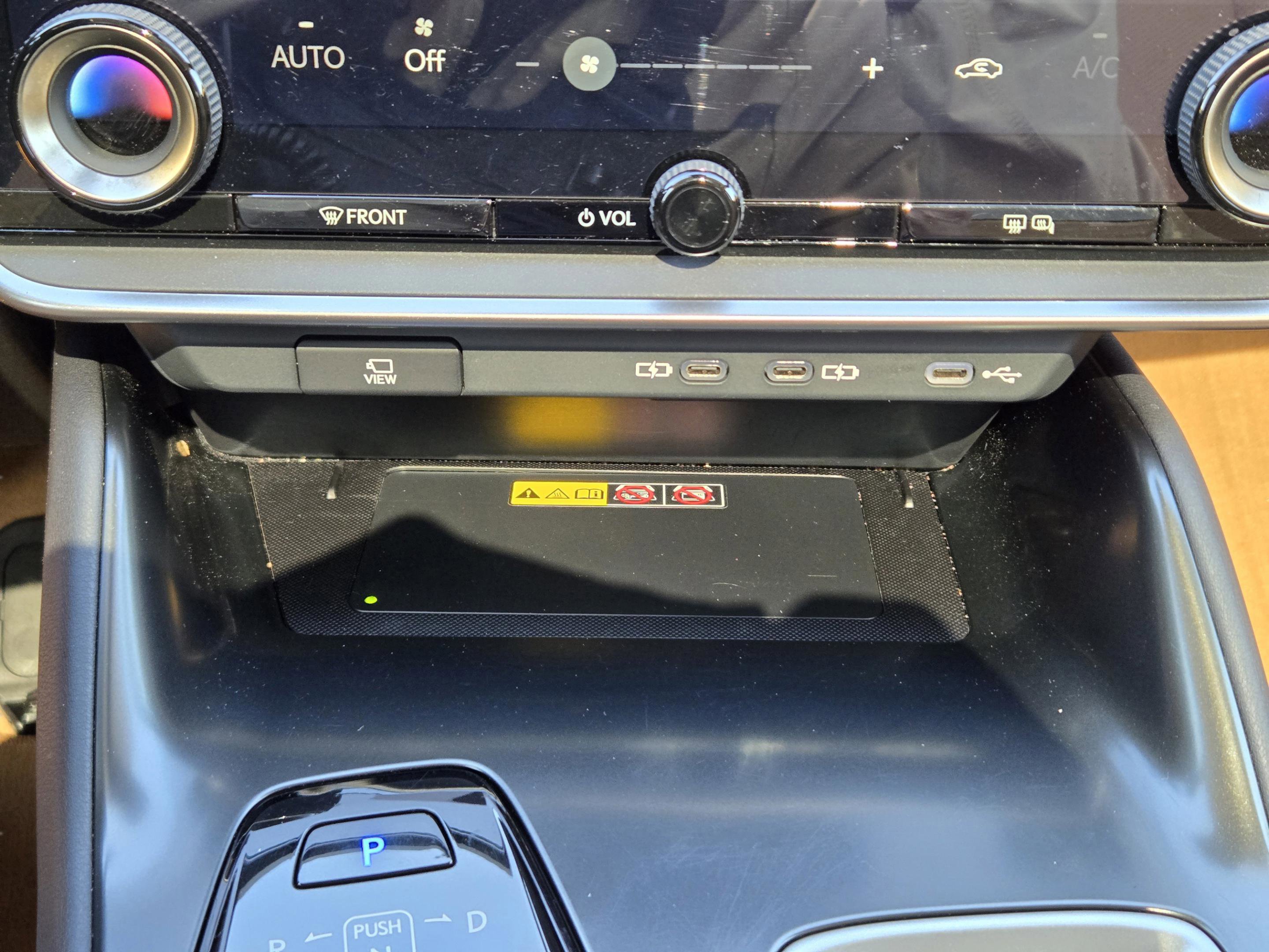 Used 2023 Lexus RZ 450e Premium w/ Accessory Package (Z1) image 28