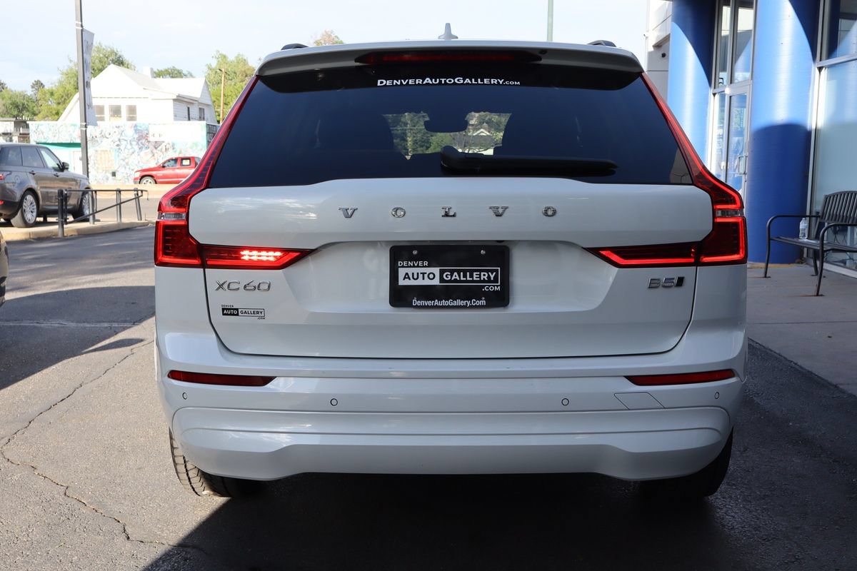 Used 2022 Volvo XC60 B5 Momentum AWD/4WD image 4
