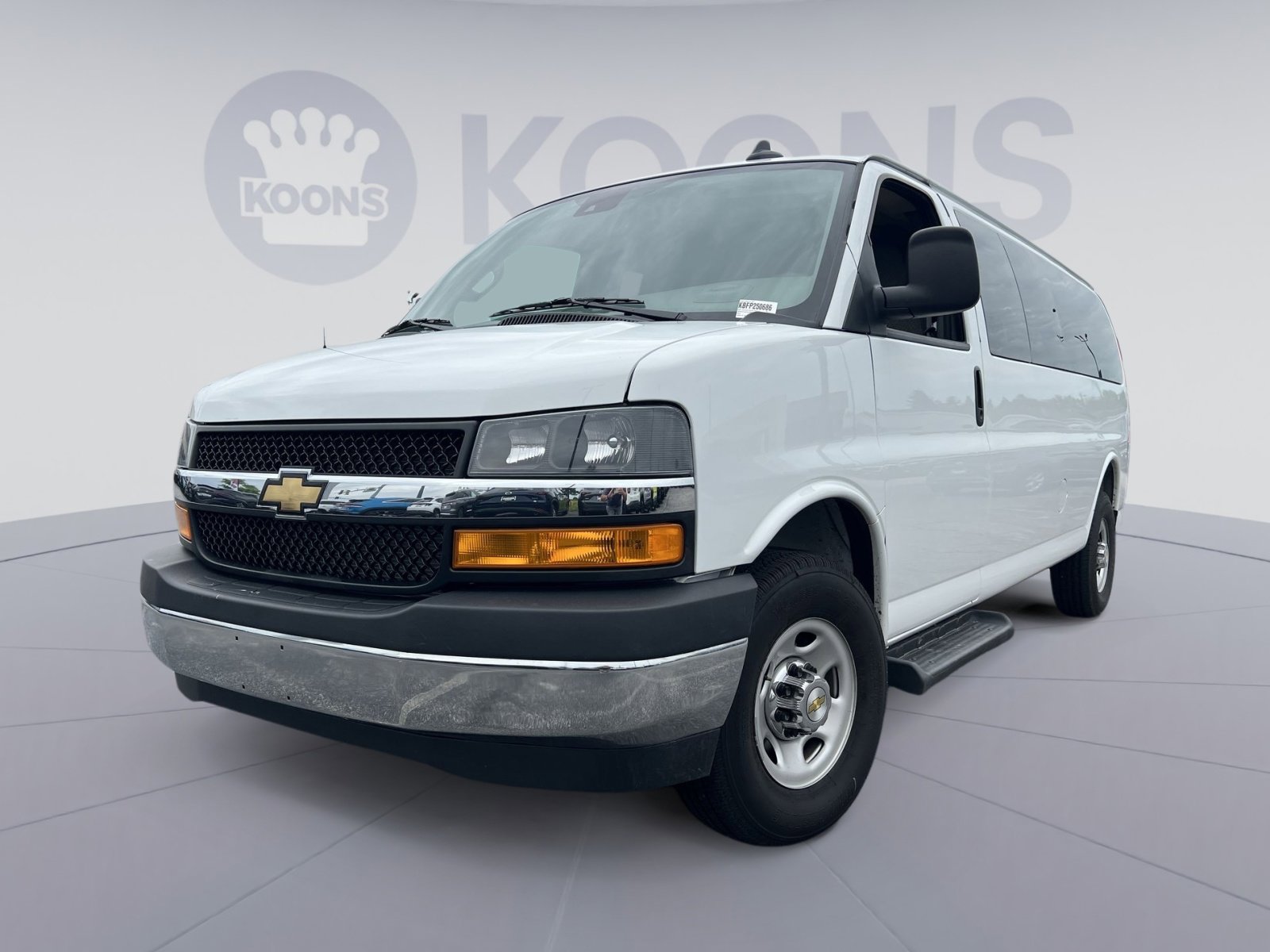 Used 2025 Chevrolet Express 3500 LT w/ LT Preferred Equipment Group