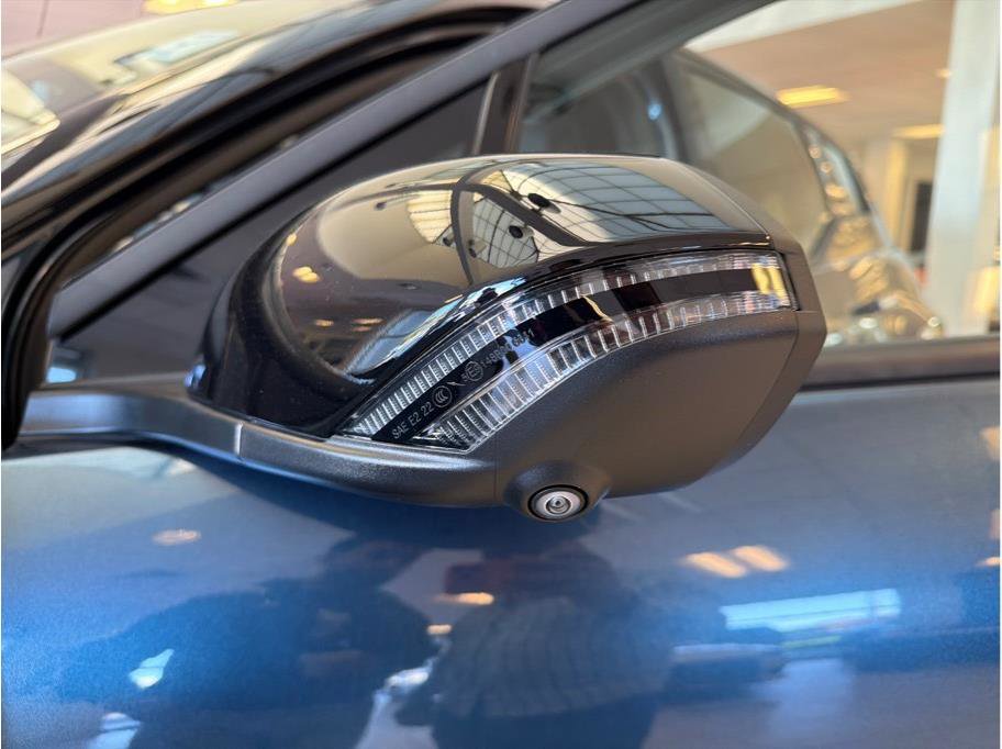Used 2023 Fisker Ocean Extreme AWD/4WD image 29