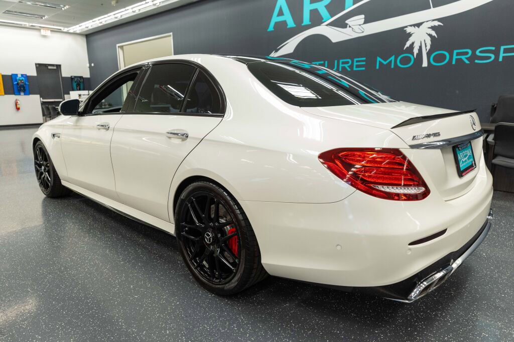Used 2018 Mercedes-Benz E 63 AMG S w/ AMG Advanced Lighting Package image 9