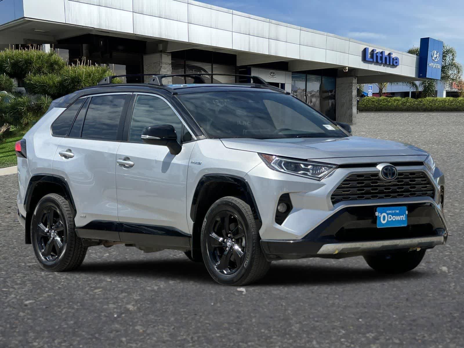 Used 2021 Toyota RAV4 XSE w/ XSE Grade Weather Package image 10
