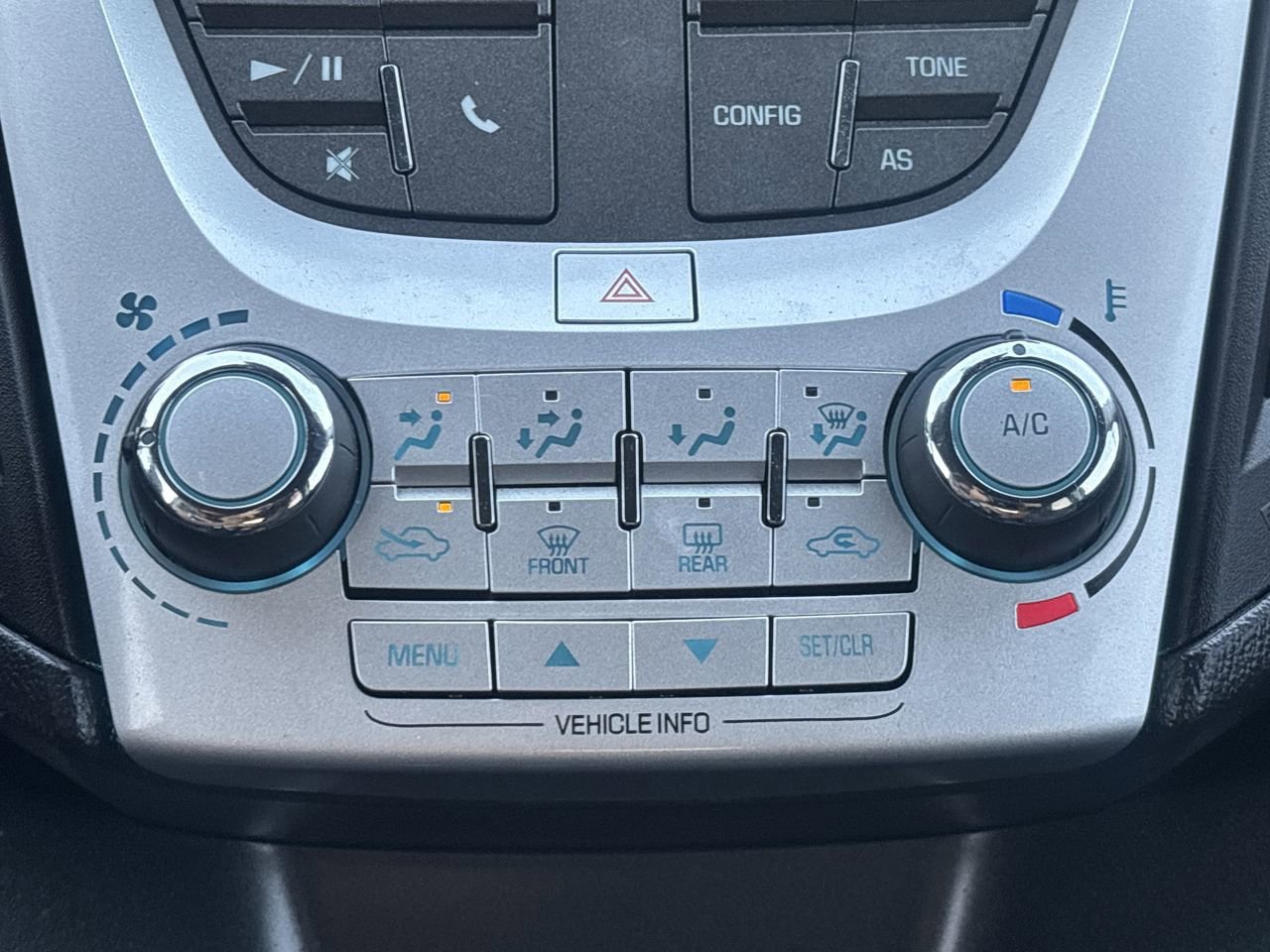 Used 2017 Chevrolet Equinox LS image 17