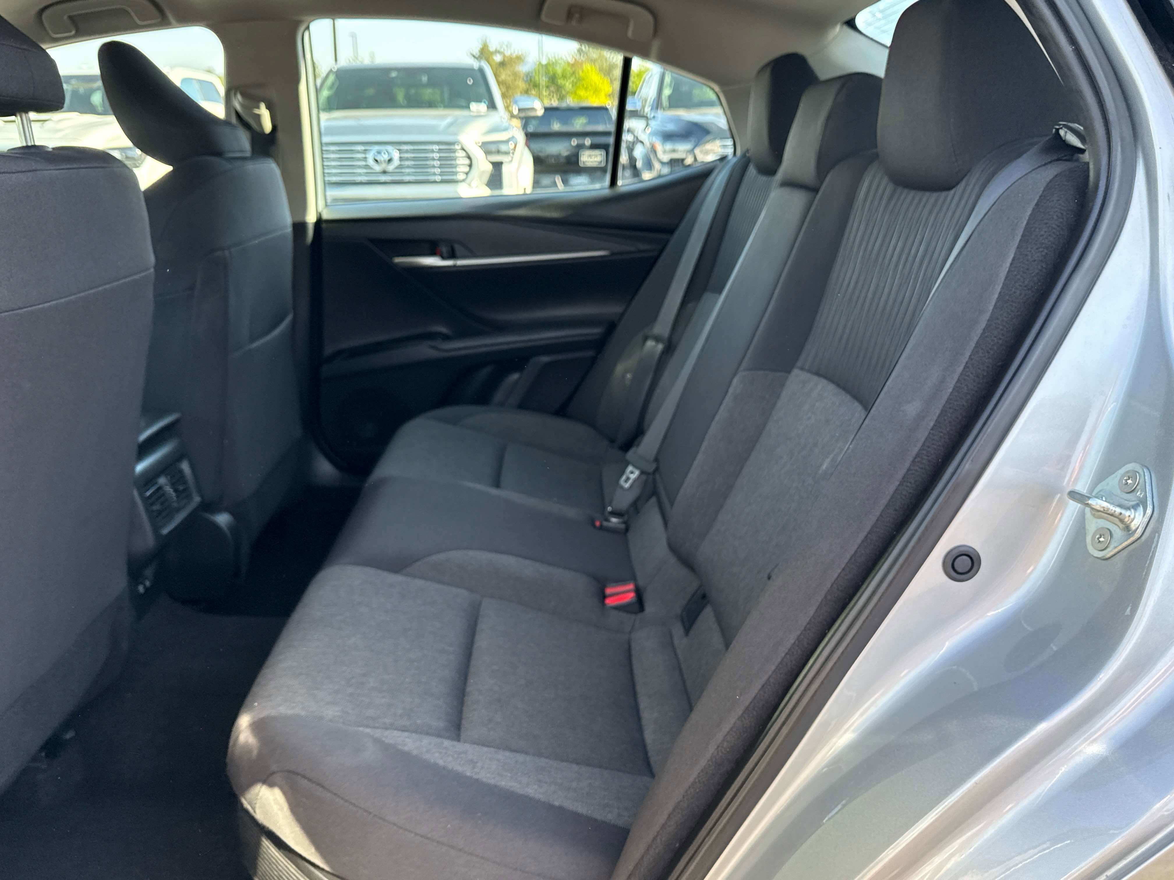 Used 2025 Toyota Camry LE FWD image 13