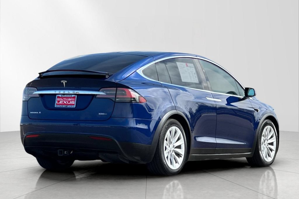 Used 2018 Tesla Model X AWD/4WD image 6