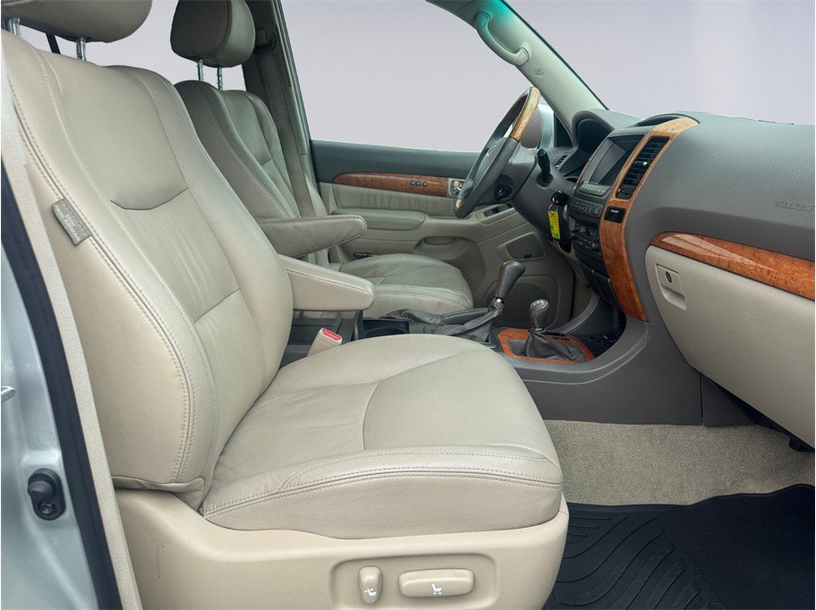 Used 2004 Lexus GX 470 AWD/4WD image 20