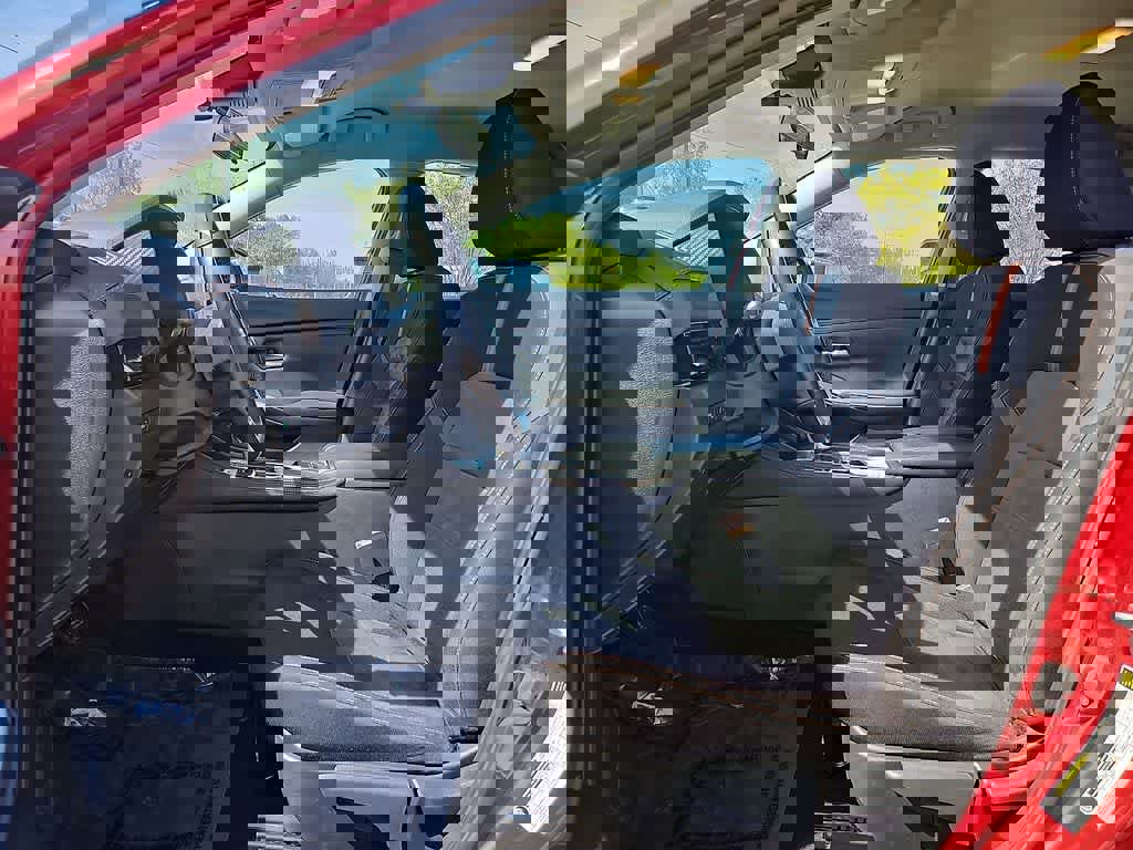 Used 2022 Nissan Sentra SR w/ Trunk Package image 13