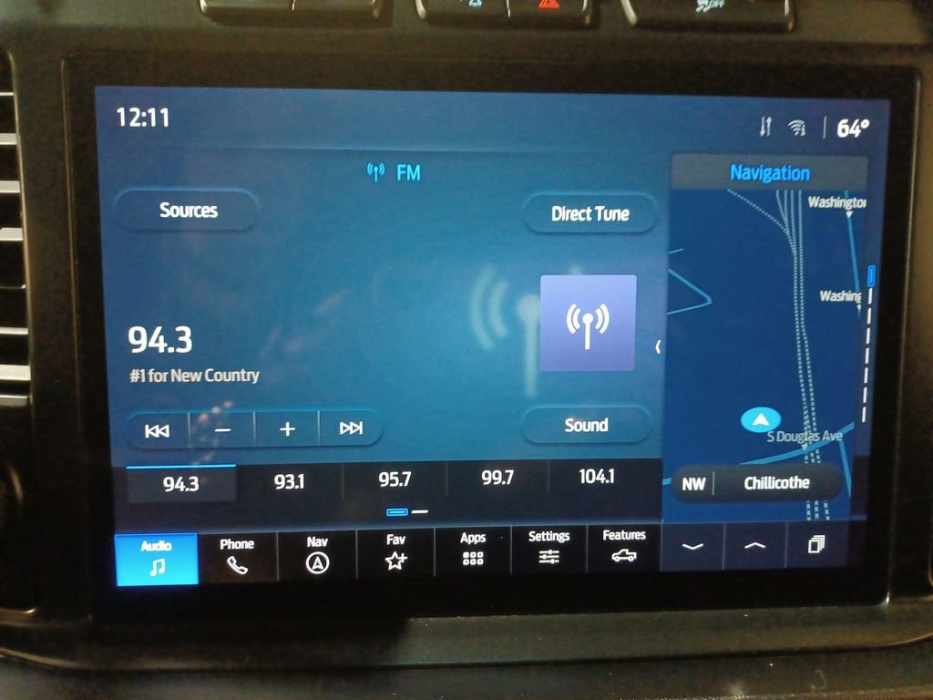 Used 2023 Ford F250 Platinum image 12