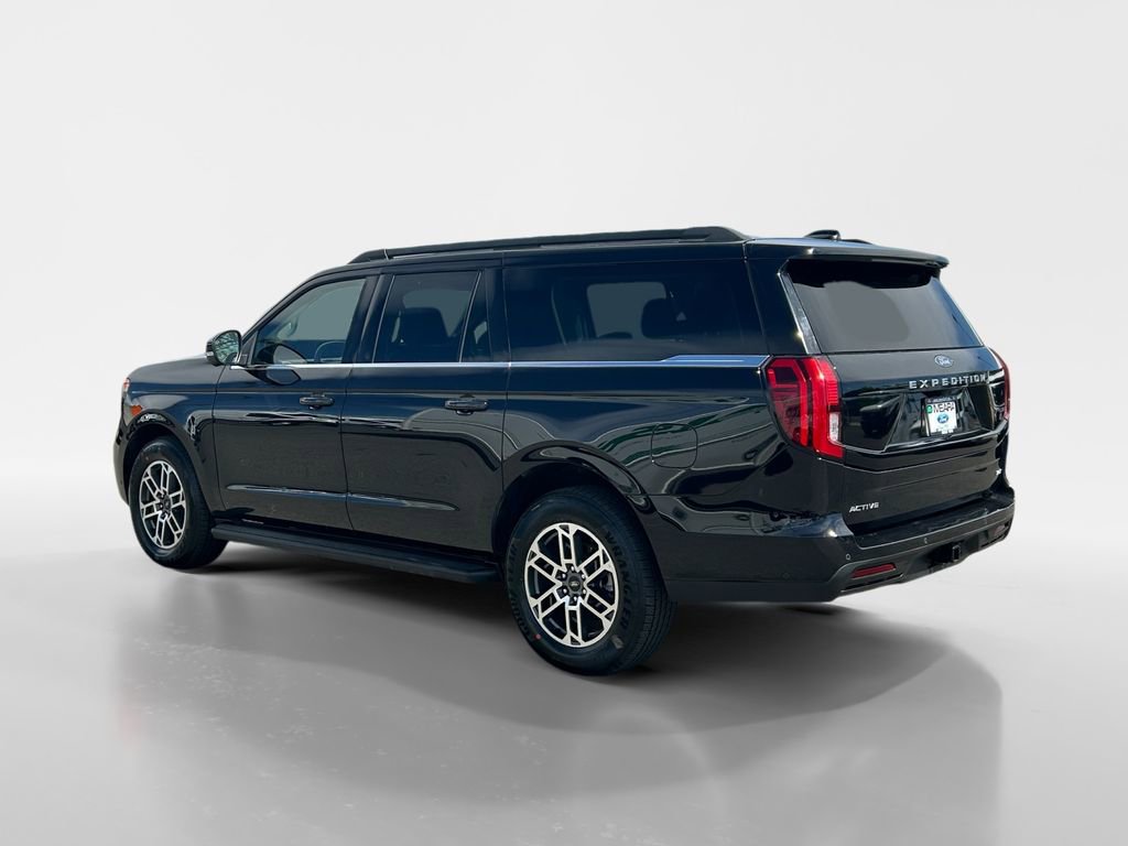 Used 2025 Ford Expedition Max Active AWD/4WD image 3