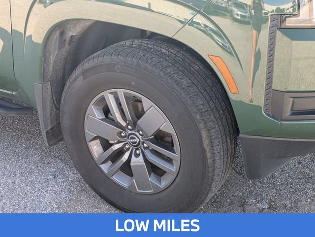 Used 2025 Nissan Frontier SV RWD image 8