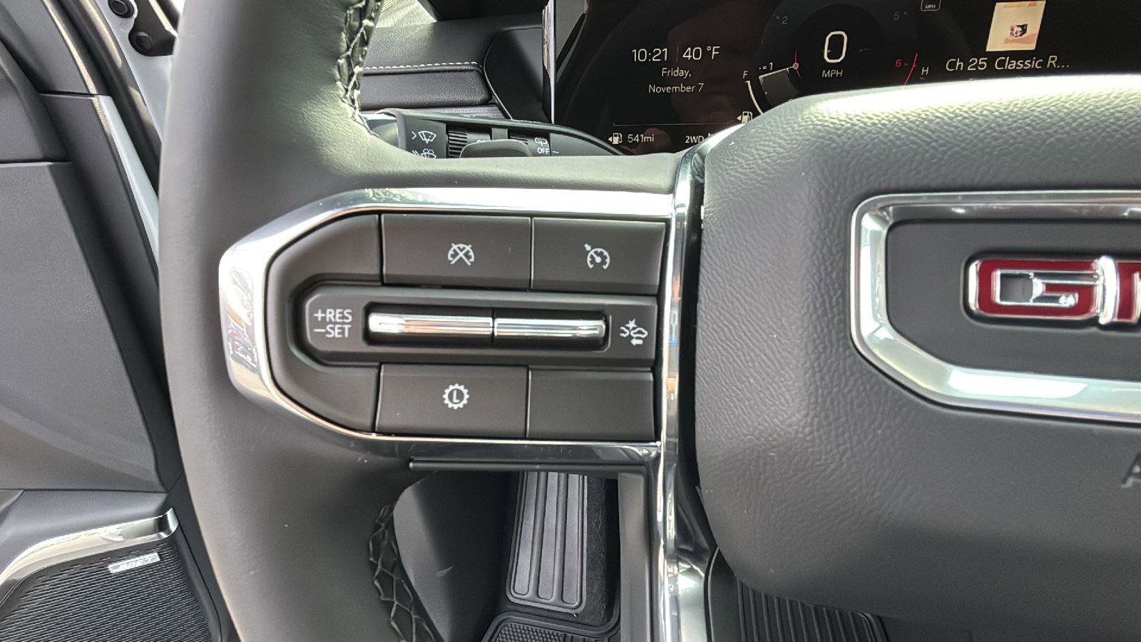 New 2026 GMC Acadia Elevation image 18