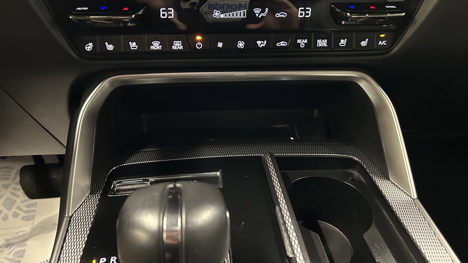 Used 2025 MAZDA CX-90 3.3 Turbo w/ Premium Plus Pkg image 32