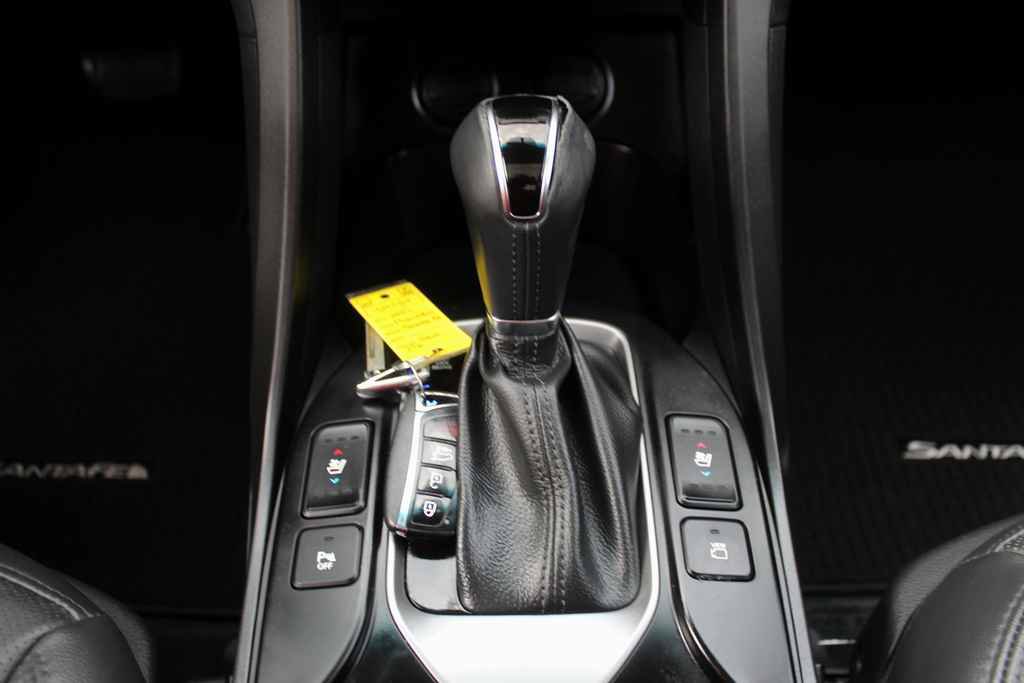 Used 2017 Hyundai Santa Fe Sport FWD image 25