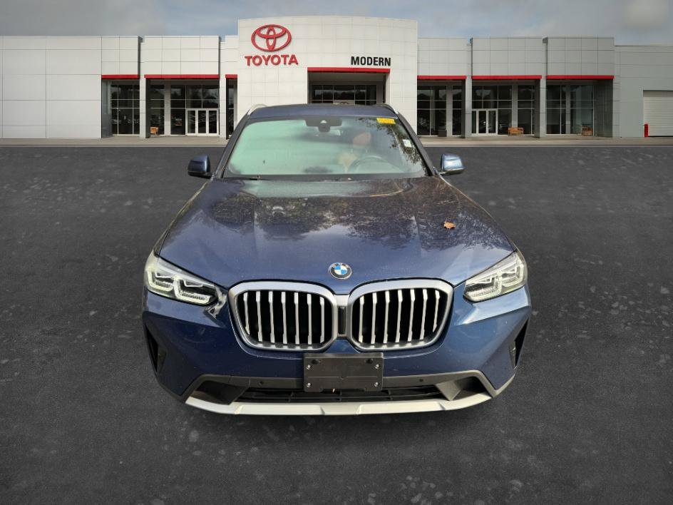 Used 2023 BMW X3 sDrive30i w/ Premium Package w/ZPA RWD image 2