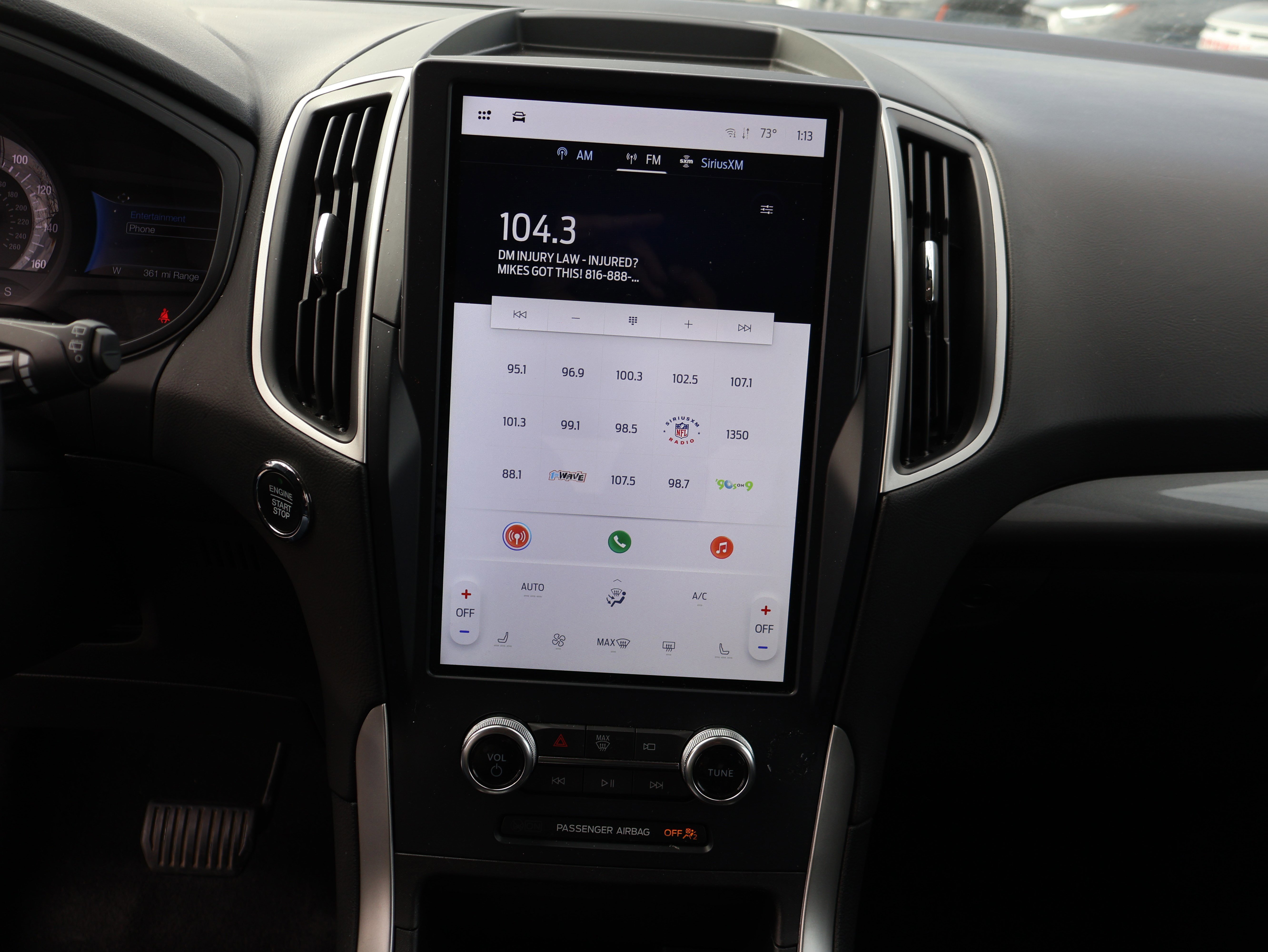 Used 2023 Ford Edge SEL image 25