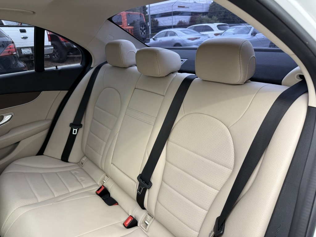 Used 2020 Mercedes-Benz C 300 Sedan image 14