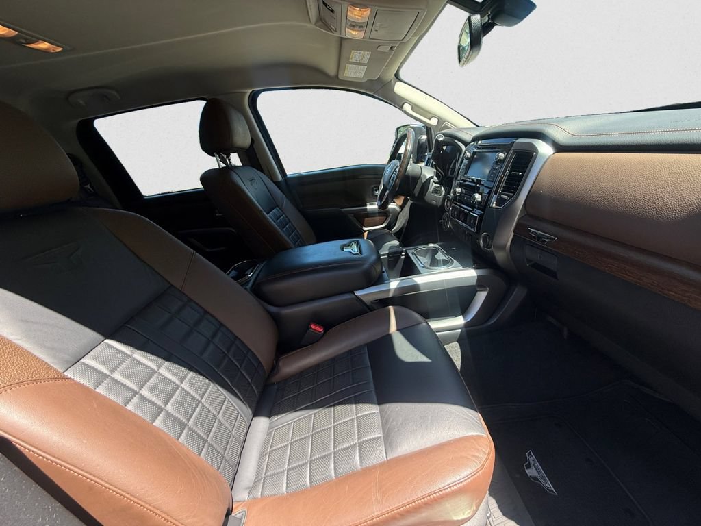 Used 2019 Nissan Titan Platinum Reserve w/ Platinum Utility Package AWD/4WD image 41