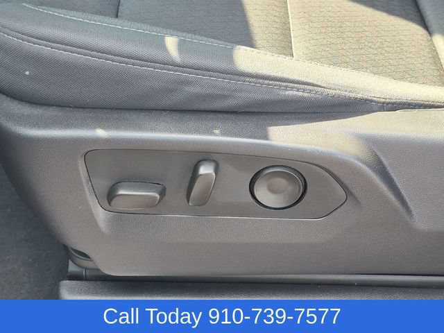 Used 2025 Chevrolet Silverado 1500 LT RWD image 15
