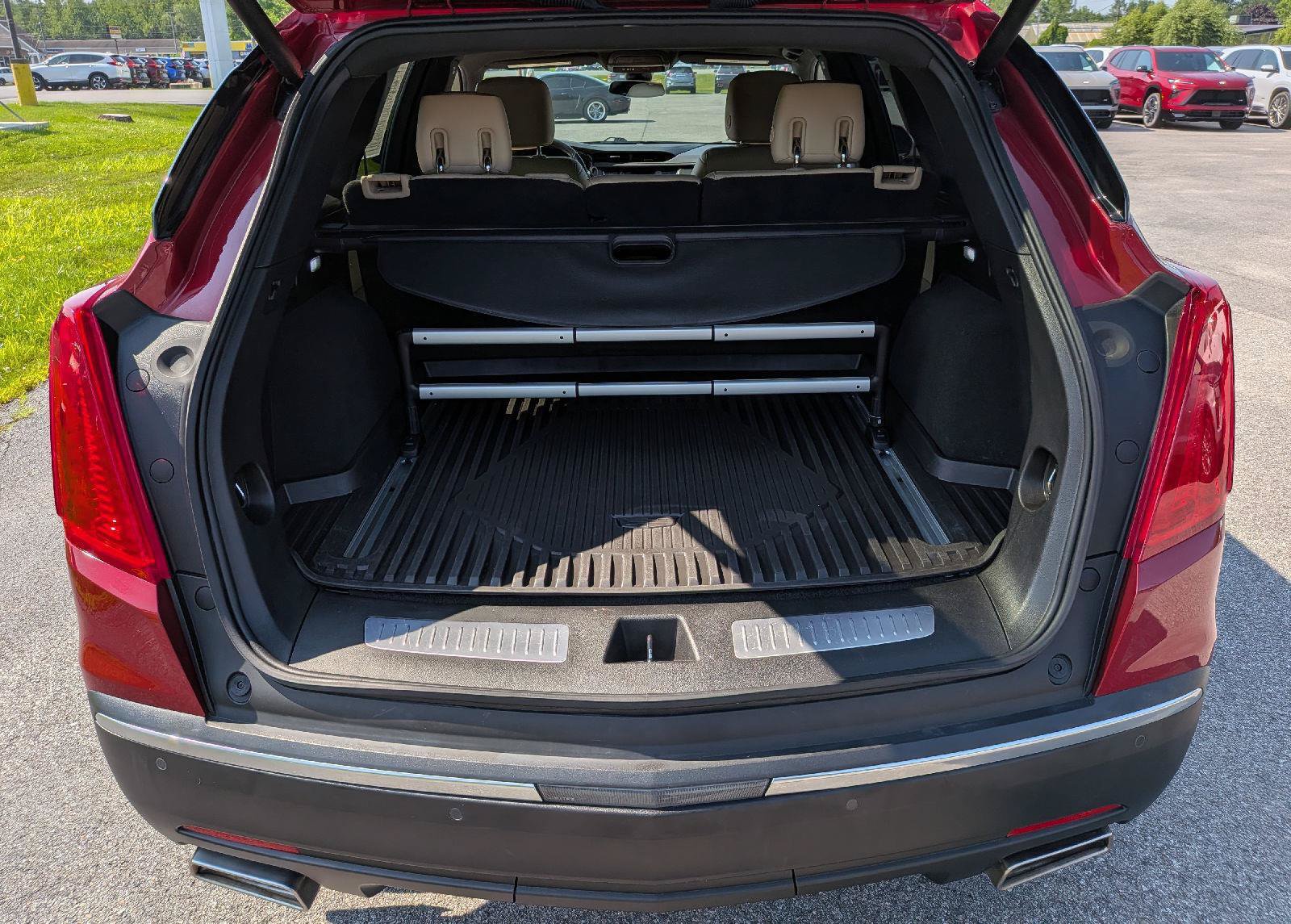 Used 2019 Cadillac XT5 Premium Luxury AWD/4WD image 10