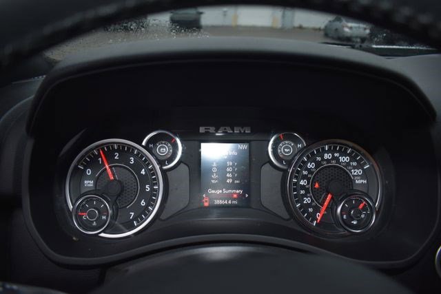 Used 2024 RAM 2500 Big Horn AWD/4WD image 17