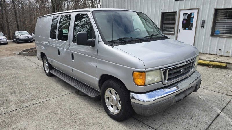 Used 2006 Ford E-150 and Econoline 150 RWD image 7