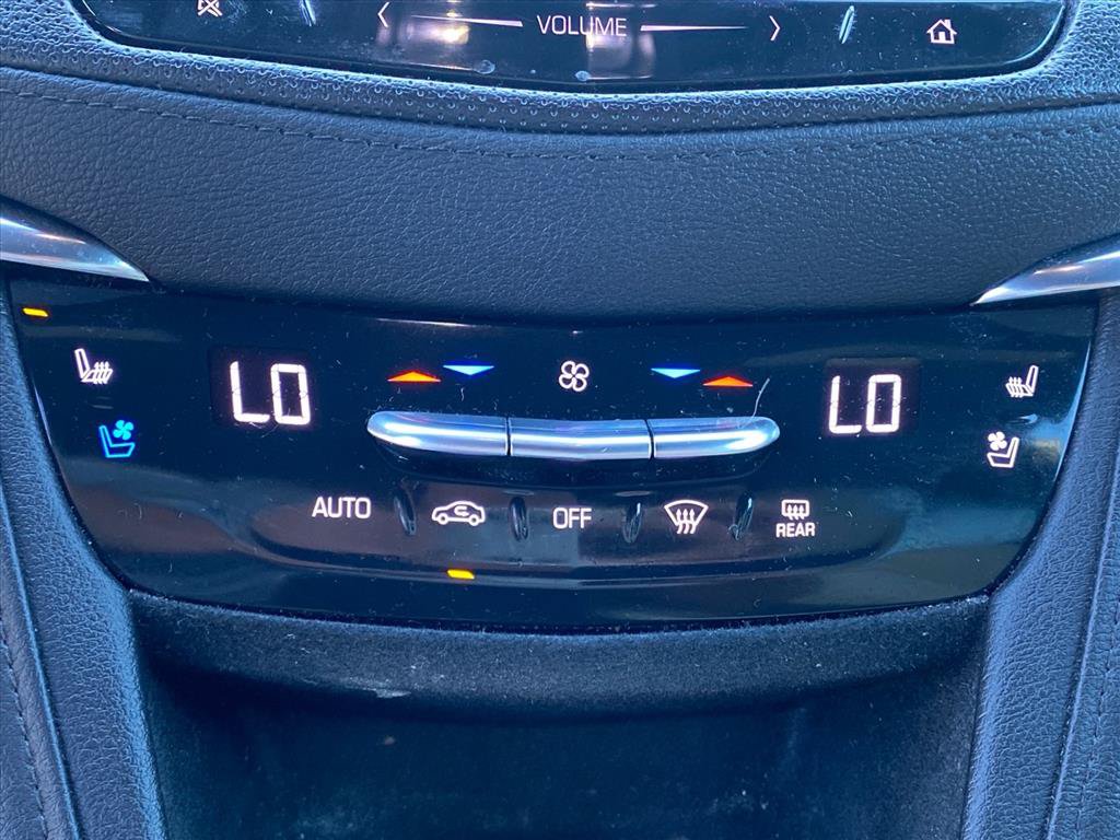 Used 2019 Cadillac XT5 Premium Luxury AWD/4WD image 14