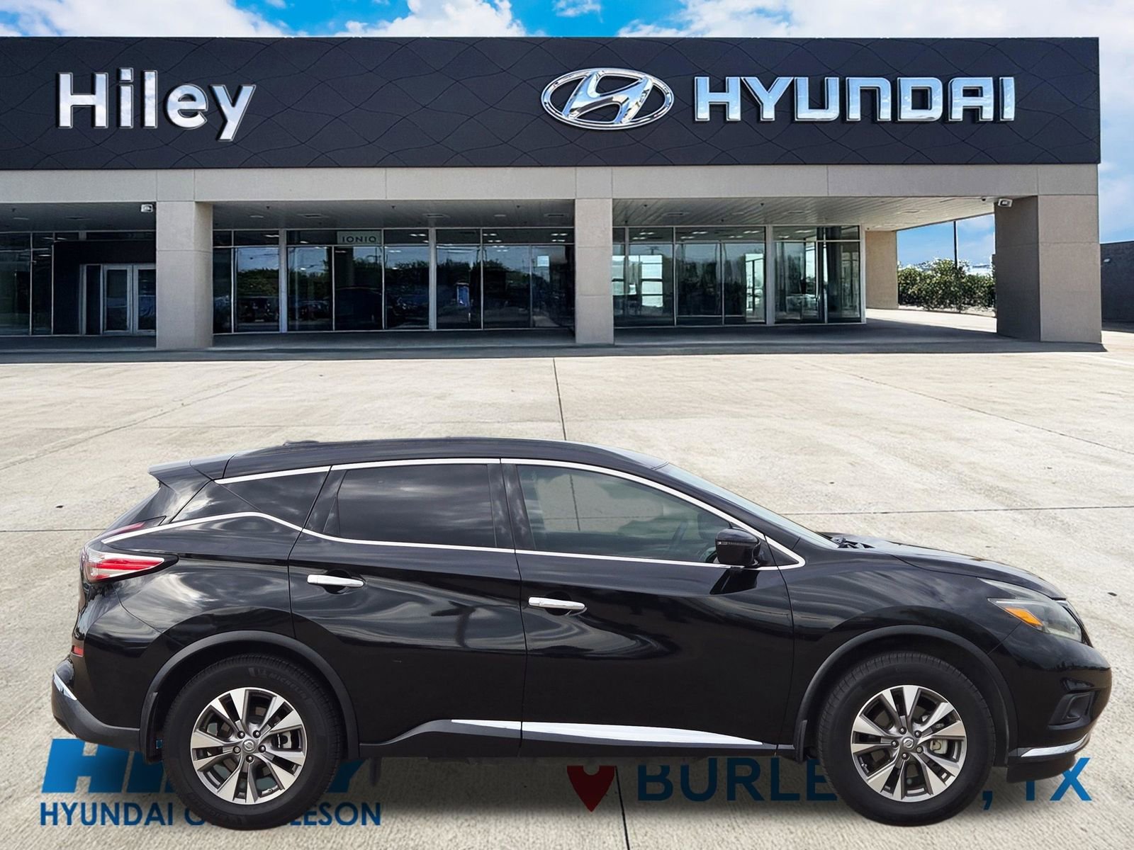 Used 2018 Nissan Murano SV FWD image 3