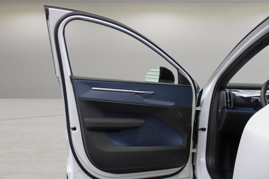 New 2026 Volvo EX30 Cross Country Ultra w/ Protection Package Premier AWD/4WD image 28
