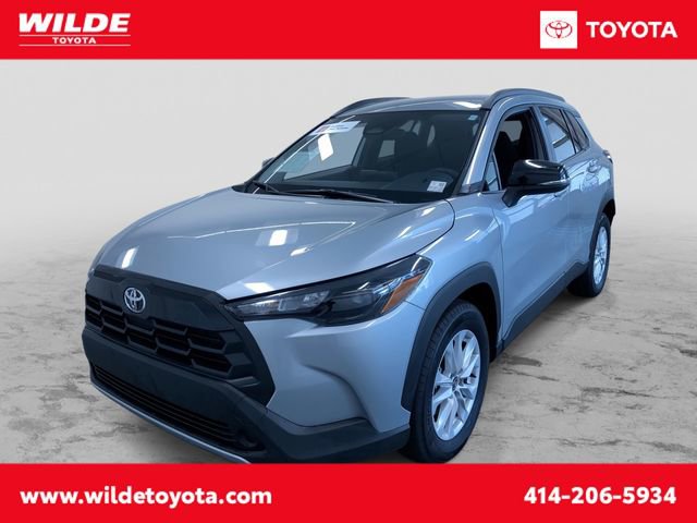 Certified 2026 Toyota Corolla Cross LE FWD image 1