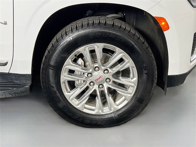 Used 2024 GMC Yukon XL SLT image 40