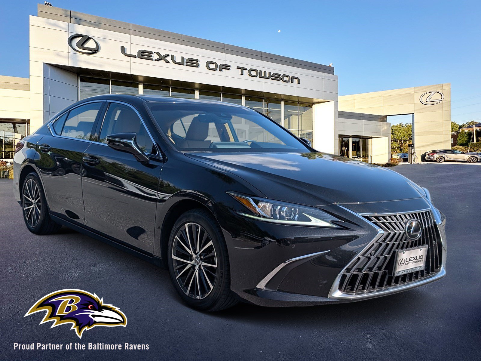 Certified 2024 Lexus ES 350 w/ Premium Package FWD image 1