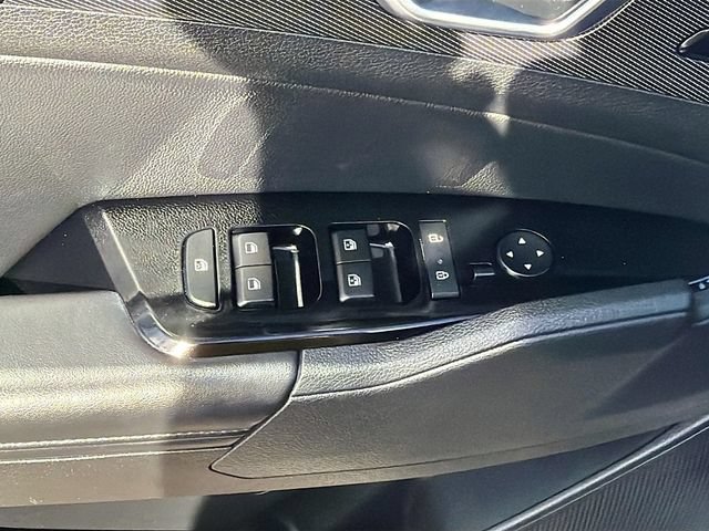 Used 2024 Kia Sportage SX FWD image 17