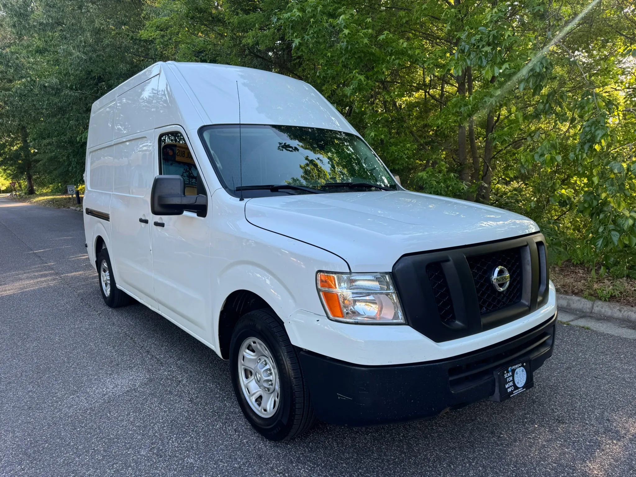 Used 2020 Nissan NV 2500 SV RWD image 2