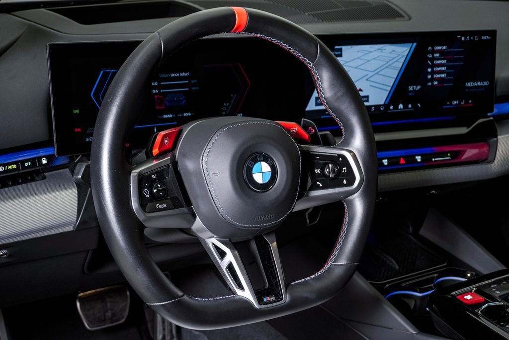 Used 2025 BMW M5 w/ Carbon Package AWD/4WD image 23