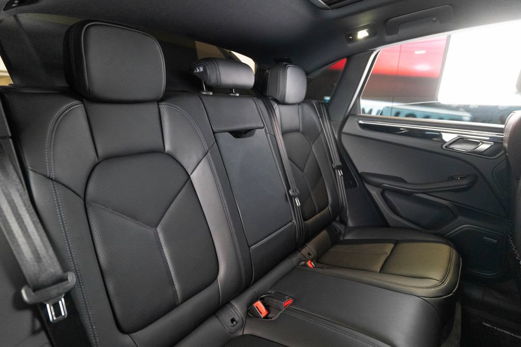 New 2026 Porsche Macan S AWD/4WD image 40