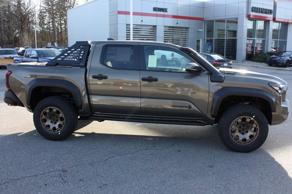 New 2025 Toyota Tacoma Trailhunter image 4