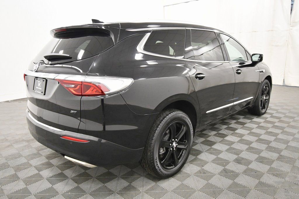 Used 2023 Buick Enclave Essence w/ Sport Touring Edition AWD/4WD image 8