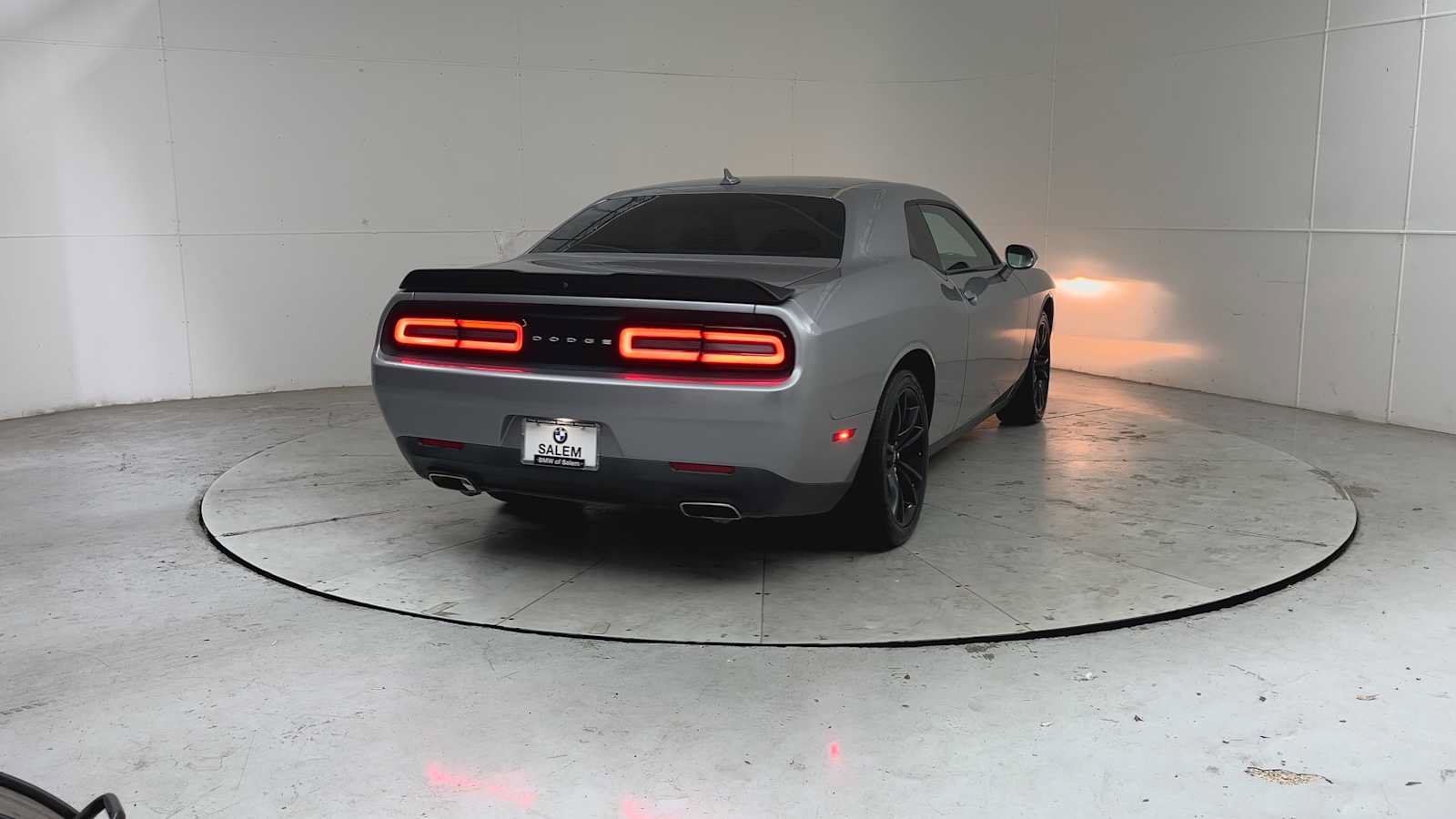 Used 2018 Dodge Challenger SXT w/ Blacktop Package RWD image 2
