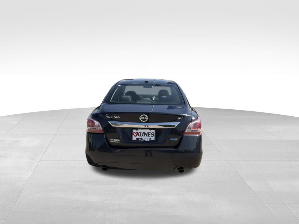 Used 2013 Nissan Altima 2.5 SV FWD image 8