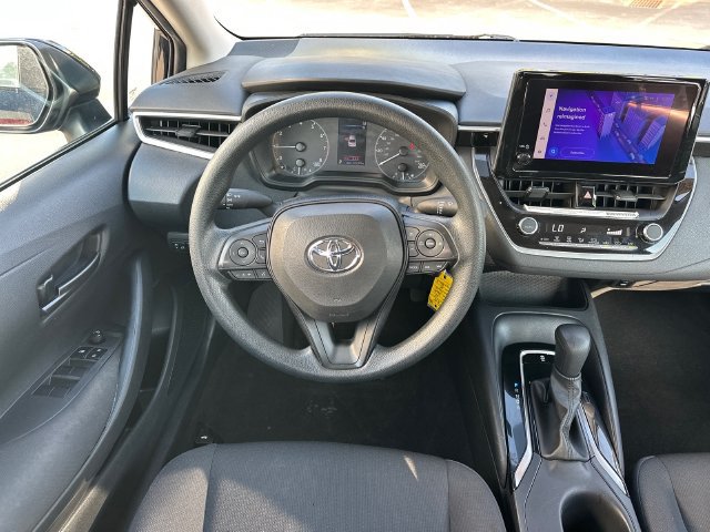 Used 2024 Toyota Corolla LE FWD image 11