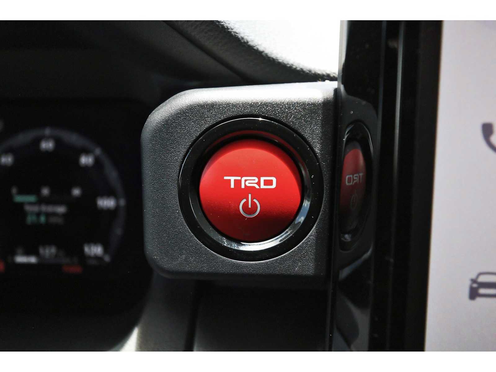 Used 2025 Toyota 4Runner TRD Off-Road Premium AWD/4WD image 26