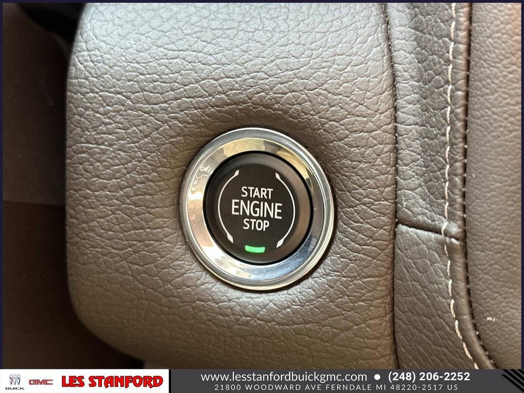 Used 2023 GMC Yukon XL Denali AWD/4WD image 29
