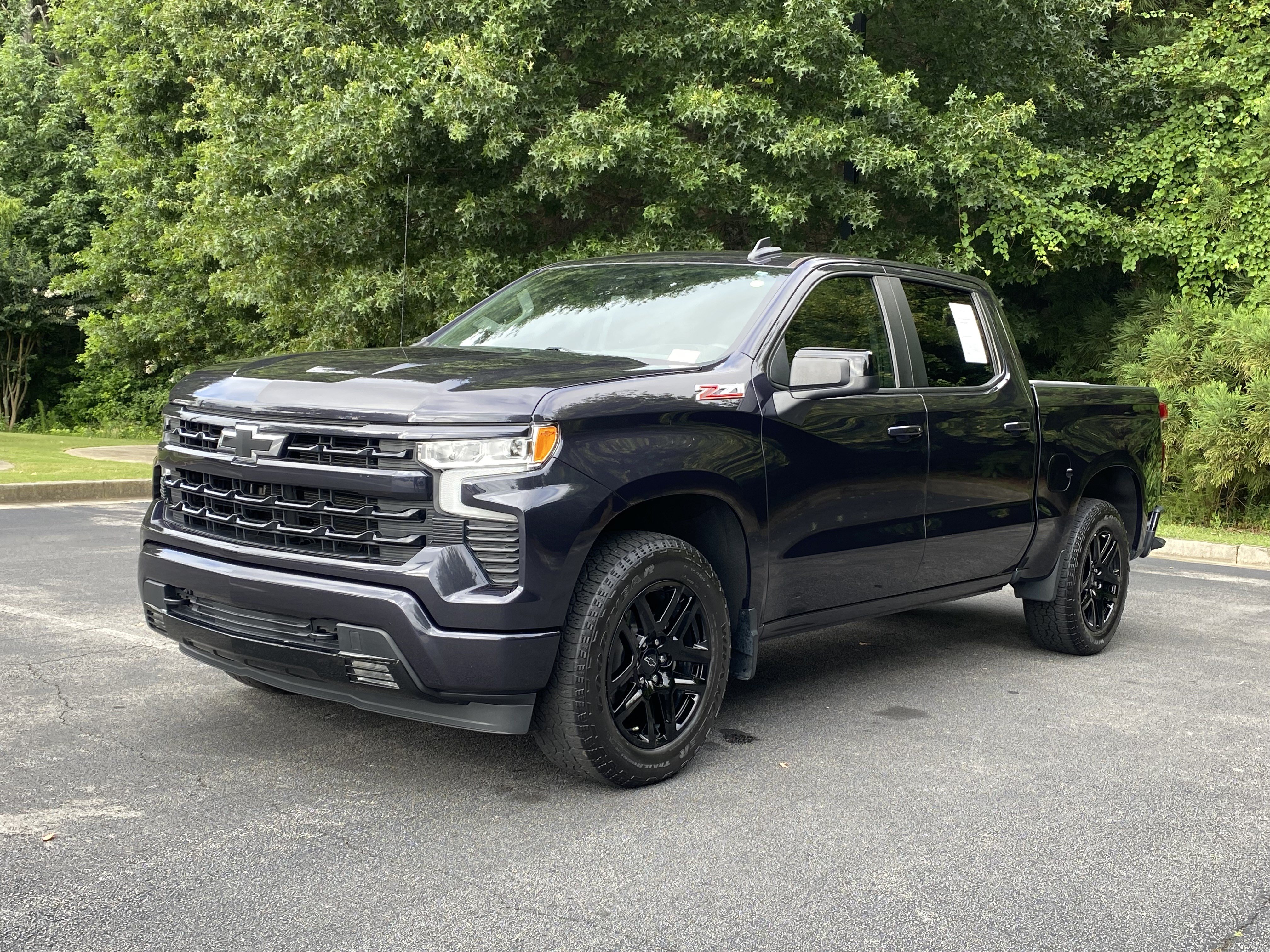 Used 2023 Chevrolet Silverado 1500 RST AWD/4WD image 5