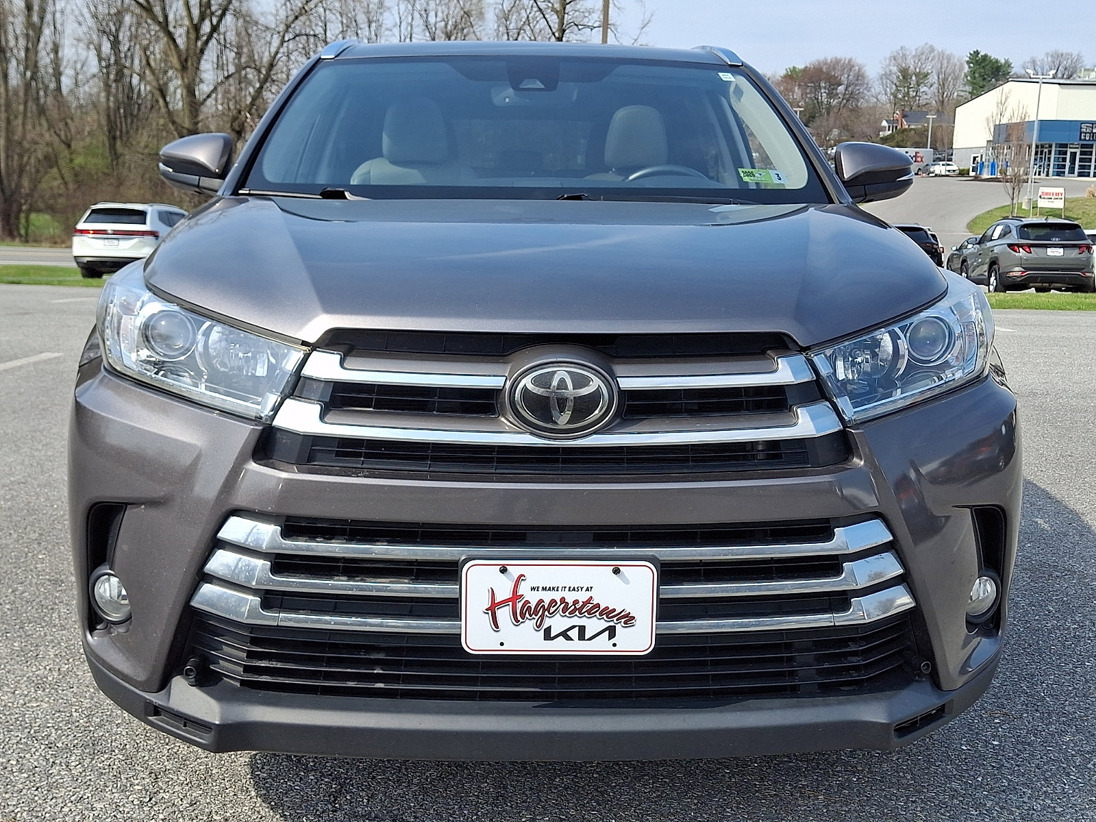 Used 2018 Toyota Highlander Limited image 2