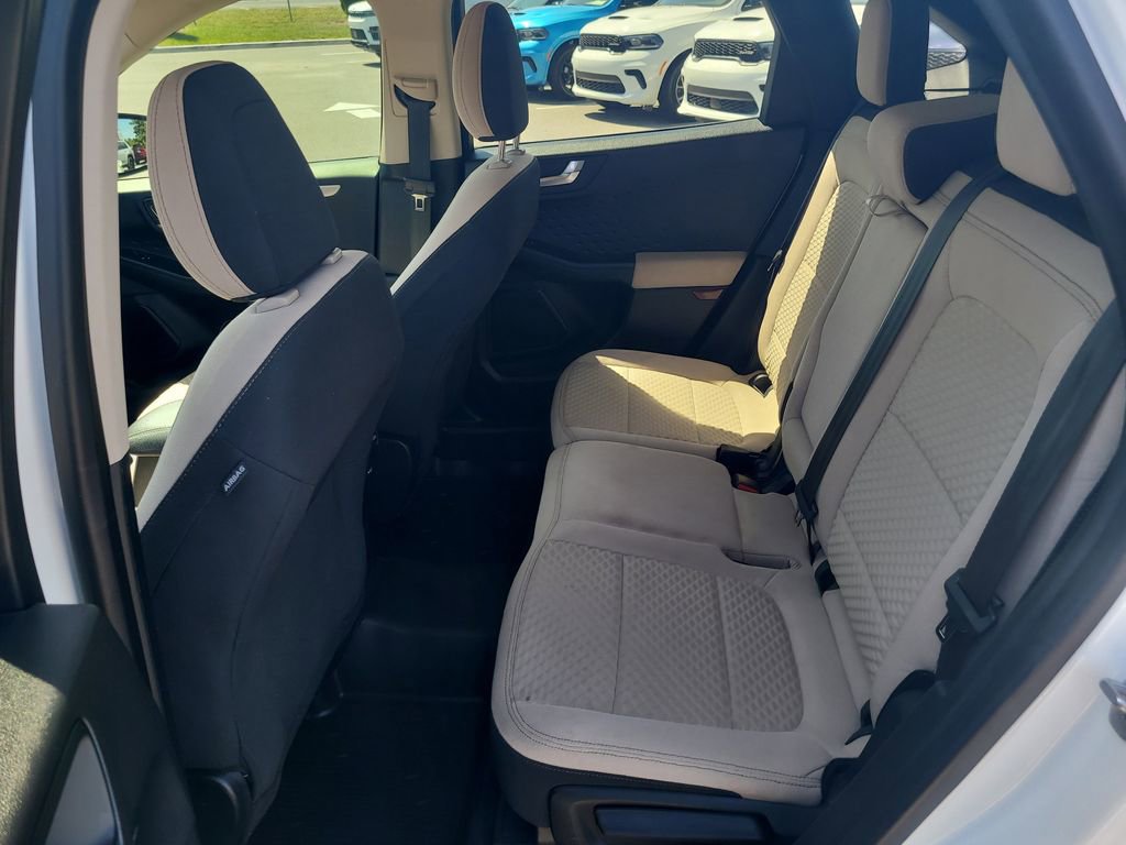 Used 2020 Ford Escape SE FWD image 10