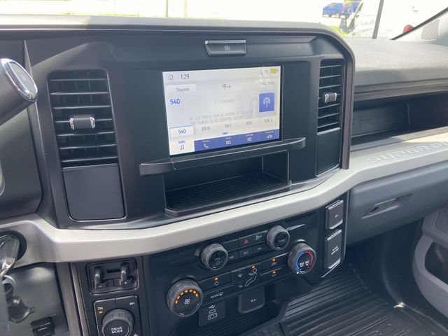 New 2026 Ford F550 4x4 Supercab Super Duty image 27