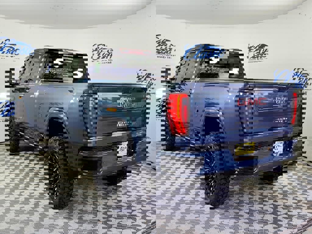 New 2026 GMC Sierra 2500 Denali w/ Denali Reserve Package image 4