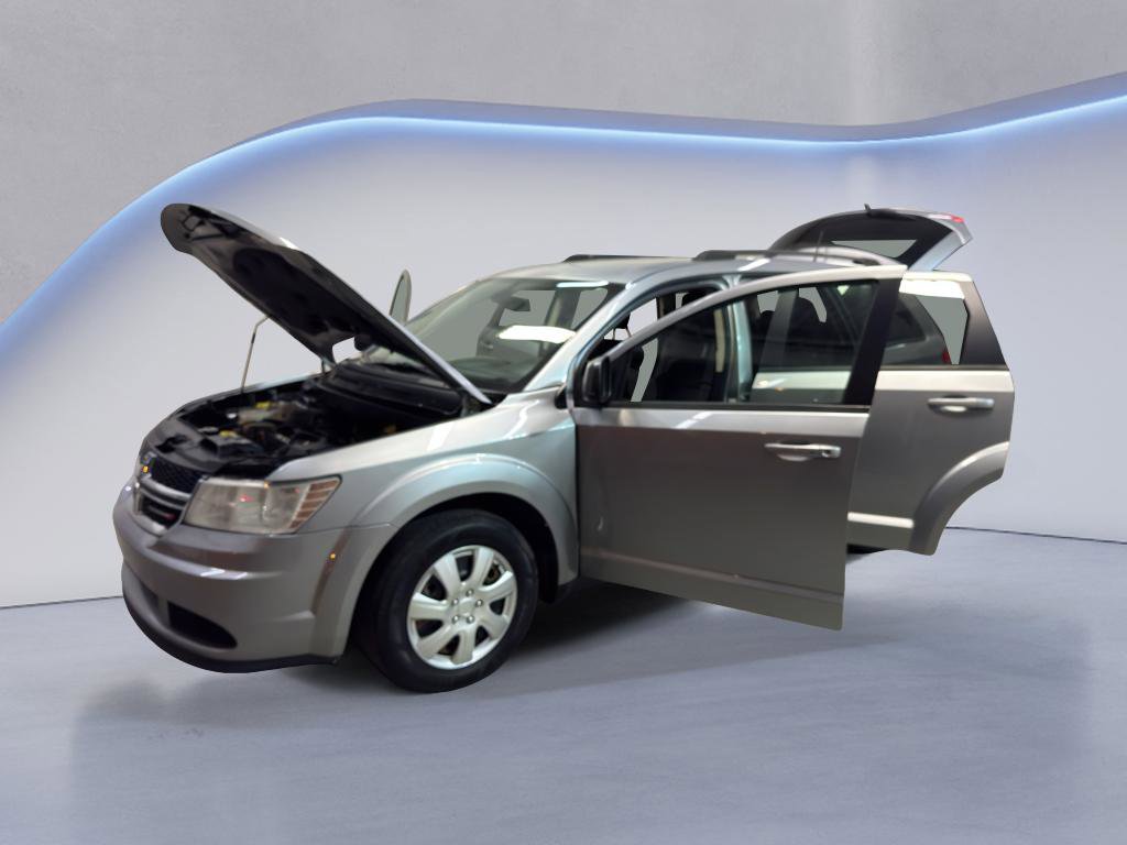 Used 2018 Dodge Journey SE w/ Popular Equipment Group FWD image 9