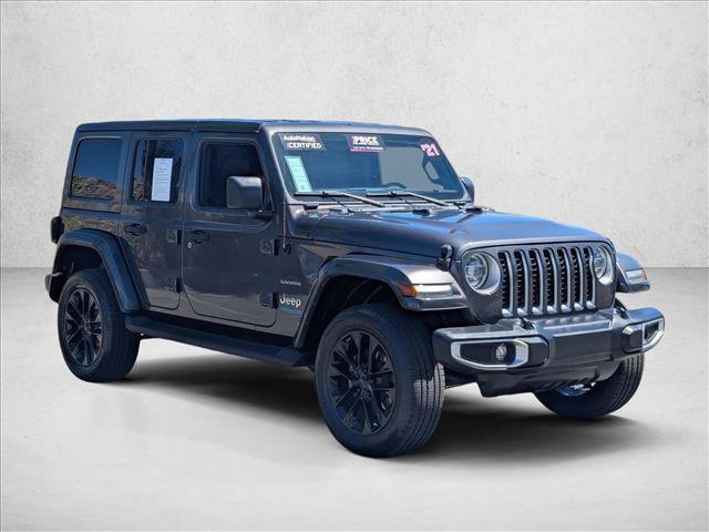 Used 2021 Jeep Wrangler Unlimited Sahara w/ Cold Weather Group AWD/4WD image 3