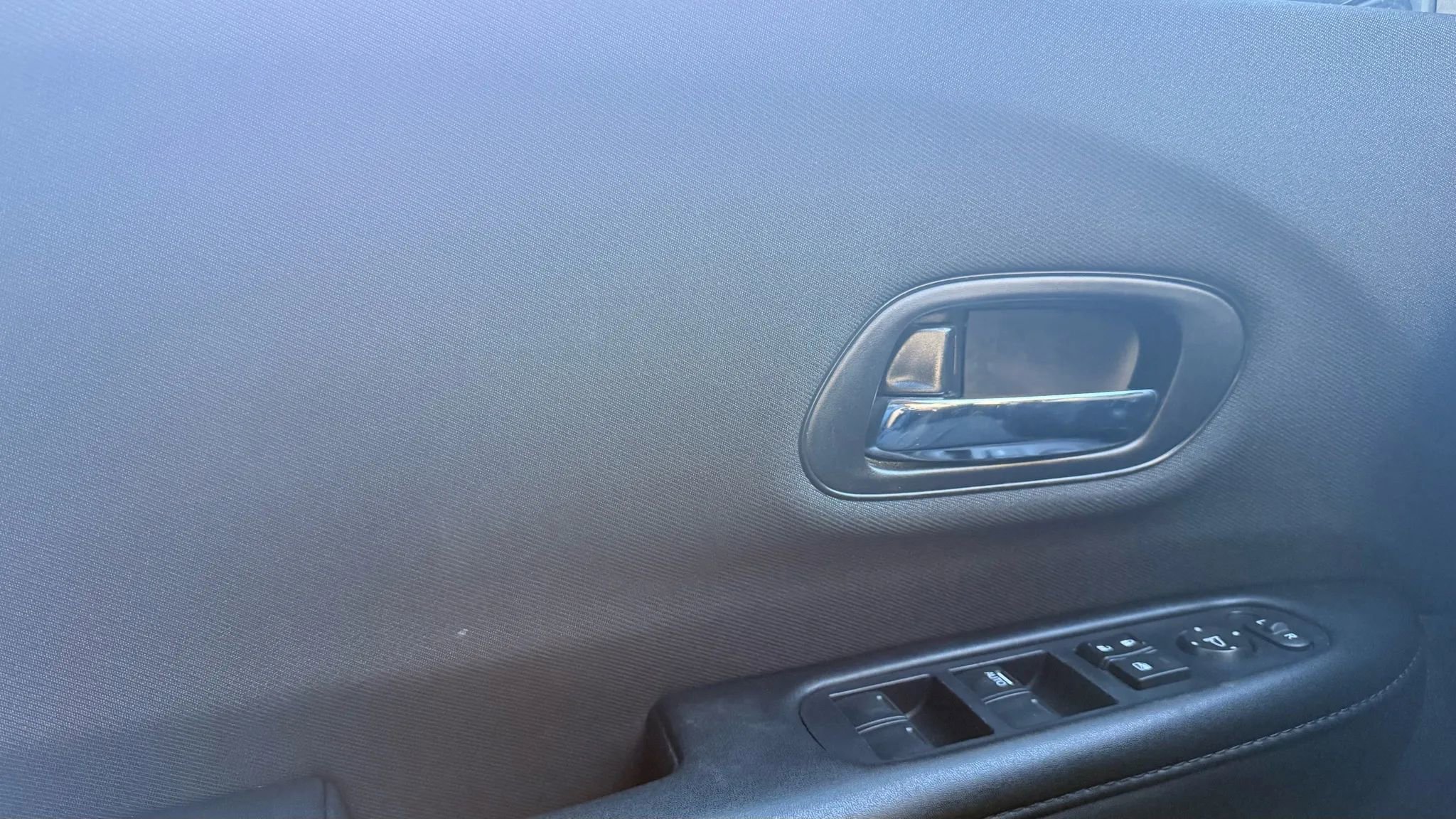 Used 2022 Honda HR-V LX image 26